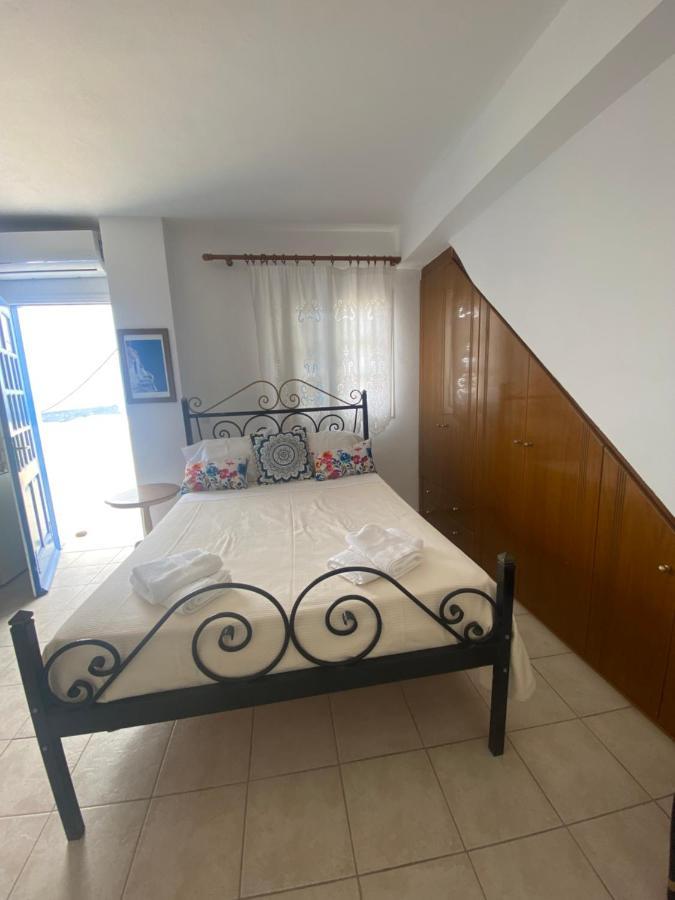Aeolos Apartments Akrotírion 外观 照片